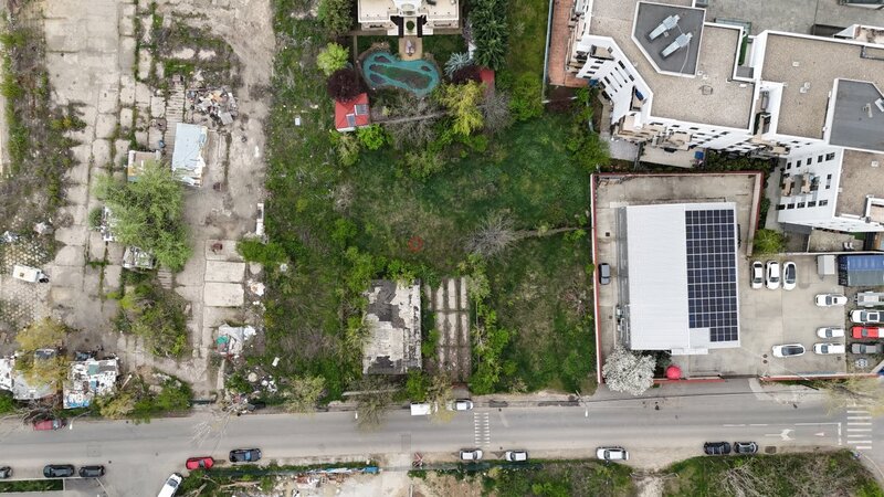 Baneasa - Intrarea Straulesti  - teren de vanzare