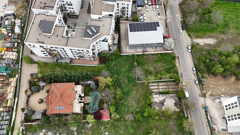 Baneasa - Intrarea Straulesti  - teren de vanzare